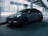 Das Tesla Model Y kommt selbst bei warmen Temperaturen nicht auf seine beworbene Reichweite (Bild: Kevin Bonilla)