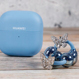 Open-ear headphones with glamour factor - Review Huawei FreeClip 2