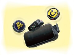 Das Insta360 Mic Pro hat einen E-Ink-Bildschirm