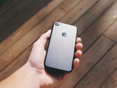Die längeren Lieferzeiten des iPhone 8 sind ein weiterer Hinweis auf den bevorstehenden Launch des iPhone SE 2. (Bild: Noah Silliman, Unsplash)