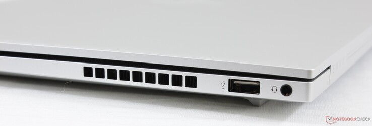 Rechts: USB 3.0 Typ-A (5 Gb/s), kombinierter 3,5-mm-Audioanschluss