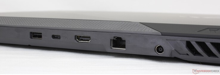 Rückseite: USB-A 3.2 Gen. 1, USB-C 3.2 Gen. 2 mit DisplayPort + Power Delivery + G-Sync, HDMI 2.0b, Gigabit RJ-45, Netzanschluss