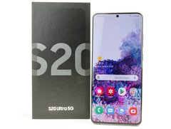 Besitzer eines Samsung Galaxy S20 Ultra können sich über unerwartet schnelle Software-Updates freuen (Bild: Notebookcheck)