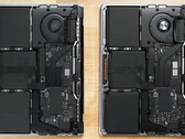Es gibt kaum Unterschiede zwischen dem M1 MacBook Pro (rechts) und dem M2 MacBook Pro (links). (Bild: iFixit)