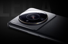 Das Xiaomi 12S Ultra besitzt eine mächtige Hauptkamera, die Frontkamera kann aber nicht ganz überzeugen. (Bild: Xiaomi)