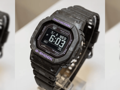 Casio GBX-H5600KI-5. Auf dem Display des Vorführmodells sind Datum, Uhrzeit, Akkustand sowie die Herzfrequenz-Anzeige zu sehen.
