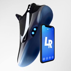 Der Selbstschnürer: Bei Nikes Adapt BB 2.0 passt ein integrierter Motor die Passform des Schuhs automatisch an. (Bildquelle: Nike)