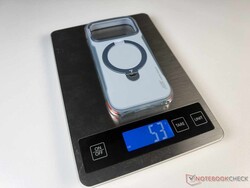 Die Torras Ostand Q3 Air Pro iPhone-Hülle wiegt rund 53 g.