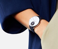 Die Withings ScanWatch erhält eine ganze Reihe neuer Features per Firmware-Update. (Bild: Withings)
