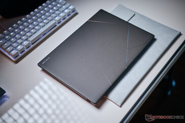 Asus ZenBook S14 OLED.