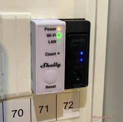 Das neue Anker Solix Smart Meter Gen 2 ist nun genauso schlank wie das ebenfalls kompatible Shelly Pro 3 EM