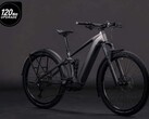 Das Cube Stereo Hybrid One22 Race 800 FE E-Bike sieht trotz Schutzbleche und Gepäckträger ziemlich sportlich aus