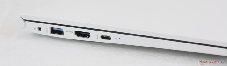 Links: Netzanschluss, USB 3.0 Typ-A, HDMI, USB 3.0 Typ-C