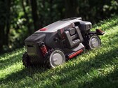 Der Anker Eufy Mähroboter S2 Max verspricht randloses Mähen.