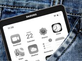 Das Dasung Link erlaubt es, das Display eines Smartphones zu spiegeln, und stromsparend per E Ink darzustellen. (Bild: Dasung)