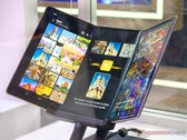 Das erste Samsung Tri-Foldable, hier in Form eines Display-Prototypen, soll neue One UI 8 Multitasking-Features bieten. (Bildquelle: Notebookcheck)