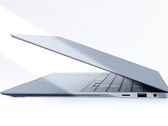 Das Samsung Galaxy Book6 Edge fällt mit 12,3 Millimetern relativ dünn aus.