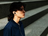 Beliebte Ohrhörer wie die Sennheiser Momentum True Wireless 2 sollen künftig von einem anderen Unternehmen gefertigt werden. (Bild: Sennheiser)