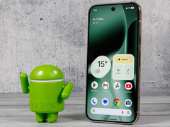 Das Google Pixel 10 Pro ist ein teures Android-Flaggschiff, welches heute immerhin deutlich rabattiert ist (Bildquelle: Daniel Schmidt)
