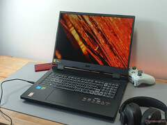 Acer Nitro 5 AN517: Gaming-Laptop mit leiser RTX 4050 im Test