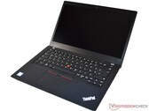 Gut für Geldbeutel und Umwelt: Gebrauchtes Lenovo ThinkPad X390 Business-Notebook für aktuell 209 Euro bietet 100% sRGB, arbeitet leise und setzt auf 1,8-mm-Hub (Bild: Benjamin Herzig)