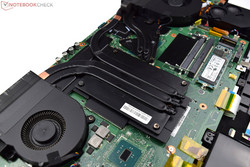 Die Nvidia GeForce GTX 1080 (Laptop) befindet sich unter einem großen Kühlkörper.