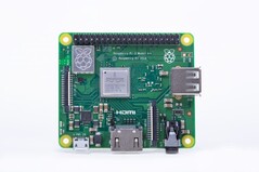 Der neue, kleinere Pi 3 A+ bietet die Leistung des 3 B+ auf einer kleineren Platine. (Bild: Raspberry Pi Foundation)