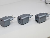 Drei 100-Watt-Netzteile mit ein, zwei oder drei USB-Anschlüssen.