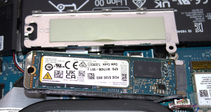 Eine PCIe-4-SSD dient als Systemlaufwerk.