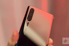 Ein erster Prototyp der P30-Serie wird am MWC19 inoffiziell herumgereicht.