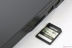 Das MSI GE65/GE75 Raider kostet über 1200 Euro und hat einen der lahmsten SD-Kartenleser überhaupt