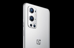 Das OnePlus 9 Pro bietet gleich zwei große Kamera-Sensoren. (Bild: OnePlus)