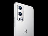 Das OnePlus 9 Pro bietet gleich zwei große Kamera-Sensoren. (Bild: OnePlus)