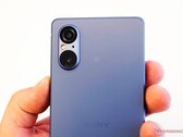 Das Sony Xperia 5 V besitzt nur zwei Kameras, erhält aber eine wesentlich bessere Hauptkamera. (Bild: Notebookcheck)