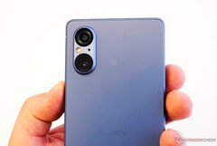 Das Sony Xperia 5 V besitzt nur zwei Kameras, erhält aber eine wesentlich bessere Hauptkamera. (Bild: Notebookcheck)