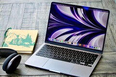 Das 15 Zoll MacBook Air soll den Launch des Apple M3 verpassen, und noch mit dem M2 aus dem Vorjahr auf den Markt kommen. (Bild: James Yarema)