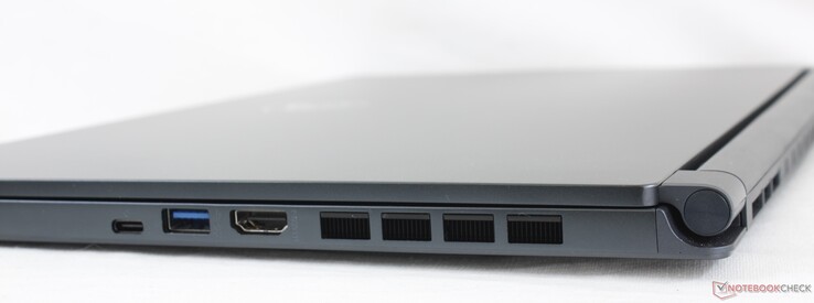 Rechts: USB-C mit Thunderbolt 4 (mit DisplayPort und Power Delivery), USB-A 3.2 Gen. 1, HDMI 2.0