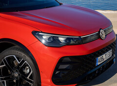 Der Privatmarkt treibt den Elektro-Boom: Im April stiegen die privaten Neuzulassungen von E-Autos um 85 Prozent. Der VW Tiguan ist im April der beliebteste Plug-in-Hybrid.