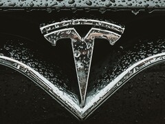Schlechtwetter für Tesla und Elon Musk in den USA: Zwei Right-to-Repair Sammelklagen in den USA könnten Tesla hunderte Millionen US-Dollar kosten.