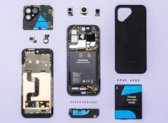 Ein Smartphone könnte kaum einfacher zu reparieren sein als das Fairphone 5. (Bild: Fairphone)