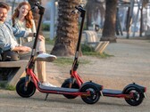 Segway bringt mit Ninebot KickScooter D28D und D38D zwei neue E-Scooter mit Straßenzulassung vor. (Bild: Segway)