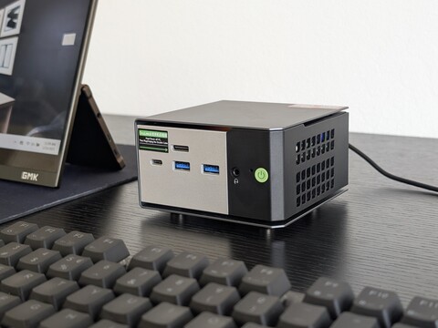 GMKtec EVO-X1 Mini-PC-Test: Neues kantiges Design mit Oculink und Ryzen AI 9