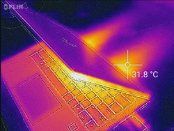 Die beiden Lüfterauslässe unter maximaler Last