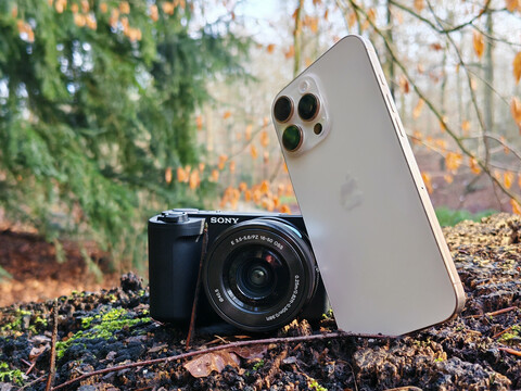 Kameravergleich: Sony Alpha ZV-E10 II vs. Apple iPhone 16 Pro Max