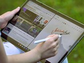 Samsung Galaxy Tab FE+ Test | Das Galaxy Tab FE Plus ist ein preiswertes Tablet der Mittelklasse mit einem großen Screen und nach IP68 wasserdicht. Ob sich ein Kauf lohnt, lesen Sie im Review von Notebookcheck.