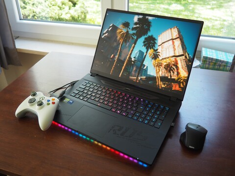 Test Aorus Master 18 Gaming-Laptop: RTX 5090 fordert ihren Tribut