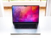 Die Notch des MacBook Pro kann mit einer neuen App zum Übertragen von Dateien genutzt werden. (Bild: Rahul Chakraborty)