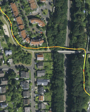 Eisenbahnbrücke: Watch S Pro