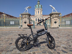 PVY Z20 Max im E-Bike-Test: Doppelakku, Drehmomentsensor und Klappfunktion für annähernd 1.000 Euro