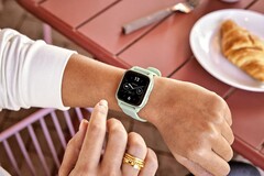 Die Garmin Venu Sq 2 erreicht eine deutlich längere Akkulaufzeit von bis zu elf Tagen. (Bild: Garmin)